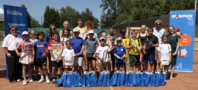 Sport Feriencamp 2026 - 19 Kinder - Sponsor Stmk. Sparkasse, Helfer und Trainer vom Tennisverein SportFeriencamp2026 1